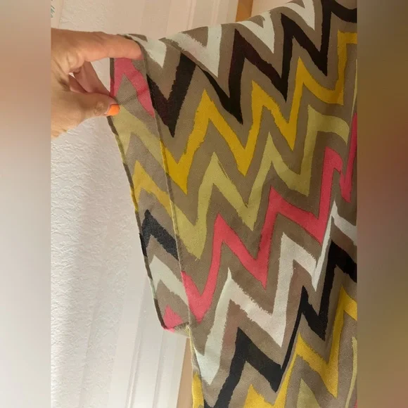 🍧 BCBGeneration 🍧Chevron Patterned Kimono with Fringe - Picture 8 of 9